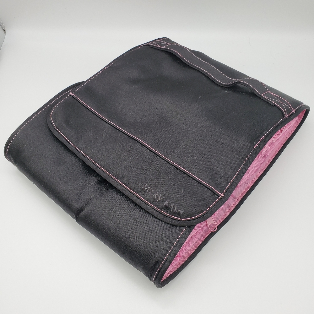 Mary Kay Roll Up Cosmetics Bag With Hanger